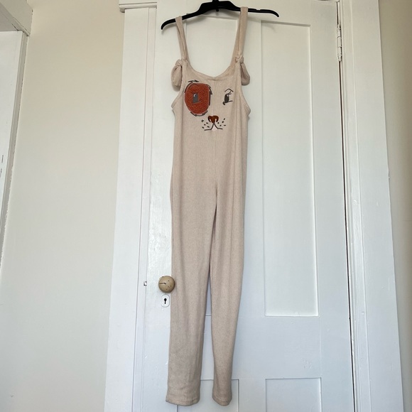 La Vie en Rose 3D Puppy Cream Ribbed Jumpsuit, S - Picture 3 of 9